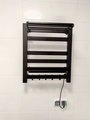 Монтаж электрического полотенцесушителя