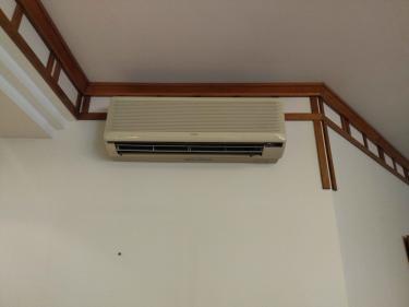 Проведена очистка фильтров, проверка дренажной системы, заправка хладагента, осмотр электрических соединений, тестирование работы устройства, устранение мелких неисправностей.