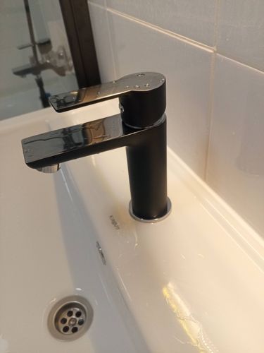 Монтаж электрического полотенцесушителя