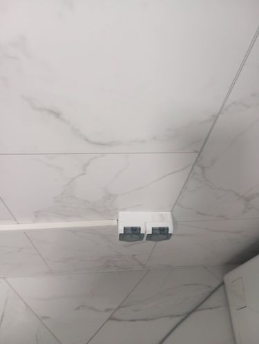 Установка дополнительной розетки с подведением коммуникаций