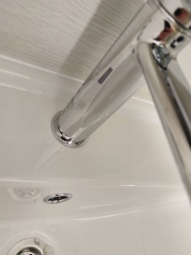 Установка смесителя (на готовые коммуникации)