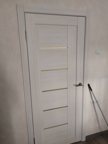 Установка межкомнатной одностворчатой двери с врезанной фурнитурой