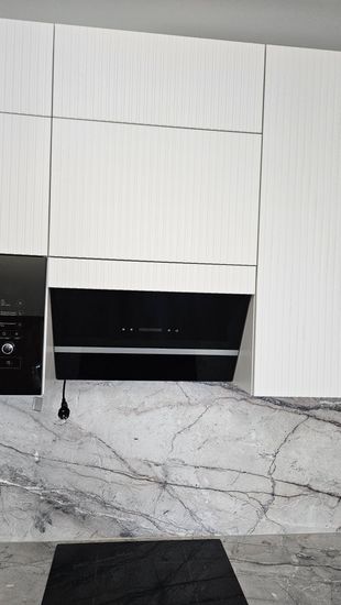 Установка стеновой панели HPL