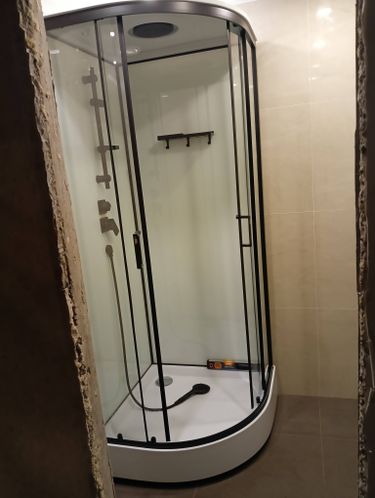 Установка душевой кабины шириной до 90 см