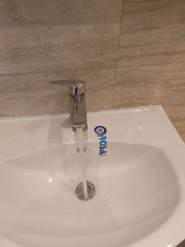 Установка смесителя (на готовые коммуникации)