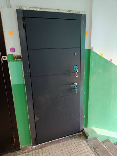 Установка входной двери весом до 95 кг