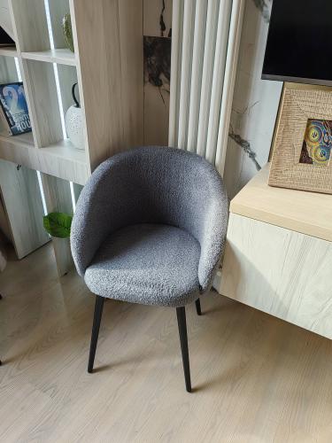 Установка кронштейна под ТВ на стену