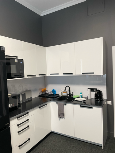 Установка фальшпанели / заглушки Замена ручки открывания фасада