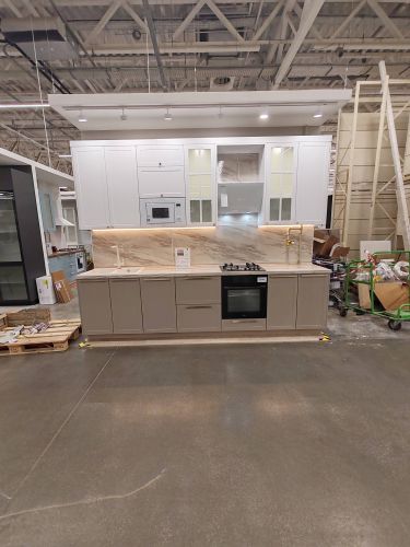 Сборка и установка кухонного каркаса Установка карниза Установка менсолы