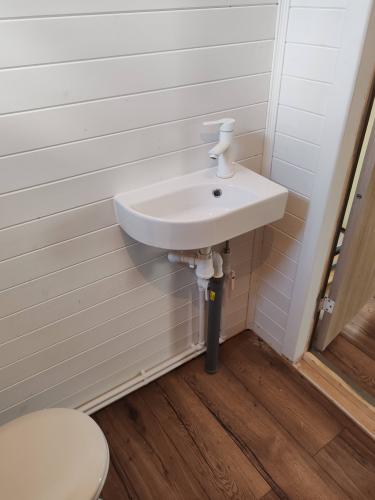 Установка и подключение стиральной машины