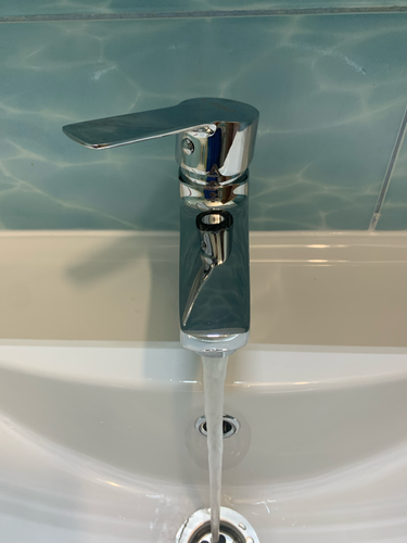 Установка смесителя (на готовые коммуникации)