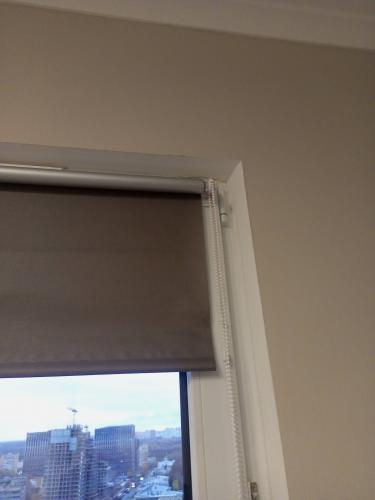 Монтаж рулонной шторы, рулонной шторы «день-ночь» на стену\потолок или в оконный проем