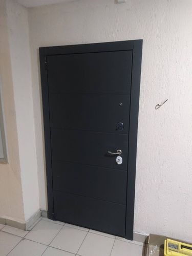 Установка входной двери весом до 95 кг