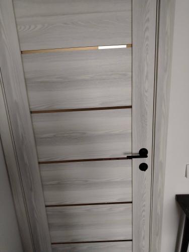 Установка дверного наличника Установка добора до 20 см