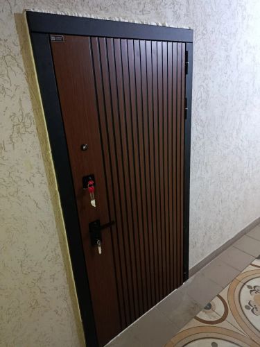 Демонтаж металлической двери с сохранением дверного  блока