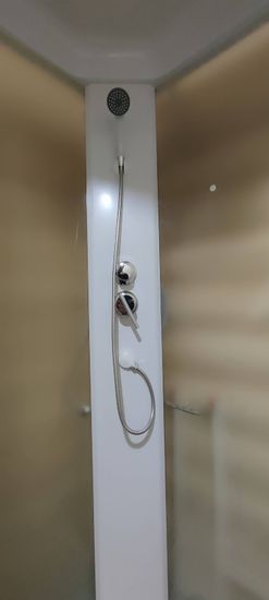 Установка душевой кабины шириной до 90 см