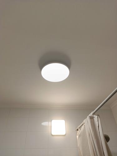 Монтаж и подключение настенно-потолочного светильника