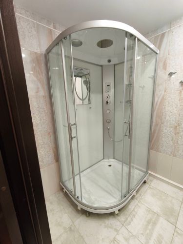 Установка душевой кабины без гидромассажа