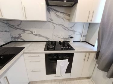 Демонтаж ящика кухонного гарнитура с сохранением Установка столешницы ДСП Установка газовой варочной поверхности