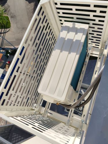 Установка сплит системы 7-9 kBTU (одноэтапный монтаж)