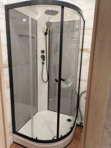 Установка душевой кабины шириной до 90 см