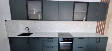 Установка стеновой панели HPL Монтаж/демонтаж розетки/выключателя Демонтаж стеновой панели HPL без сохранения