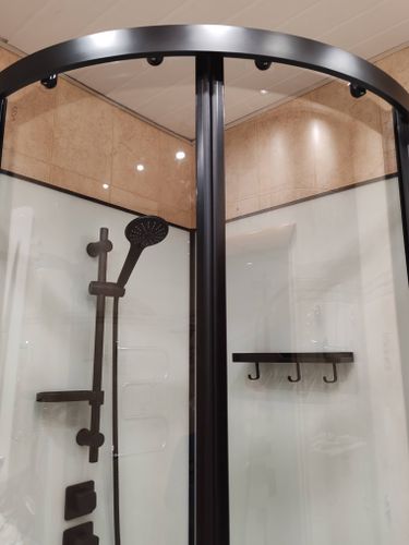 Установка душевой кабины шириной до 90 см