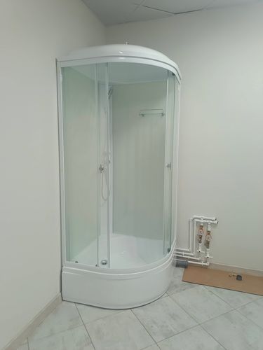 Установка душевой кабины шириной до 90 см