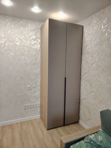 Установка кронштейна под ТВ на стену