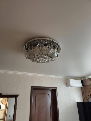 Монтаж и подключение настенно-потолочного светильника