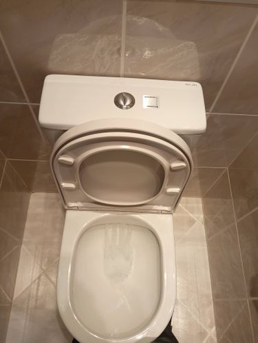 Установка напольного унитаза