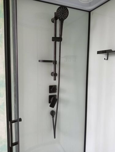 Установка душевой кабины шириной до 90 см