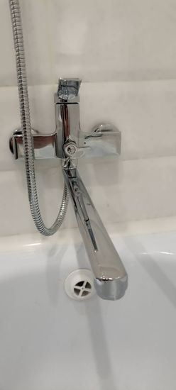 Установка смесителя (на готовые коммуникации)