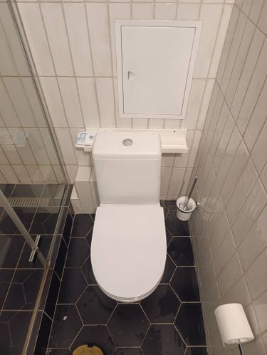 Установка напольного унитаза