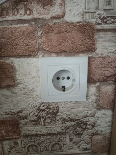 Ремонт розетки/выключателя