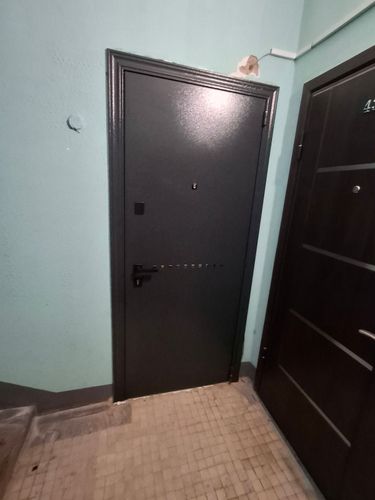 Установка входной двери весом до 95 кг