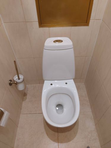 Установка напольного унитаза