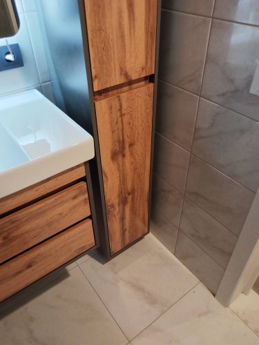 Установка комплекта: пенал + тумба +раковина + смеситель + зеркало