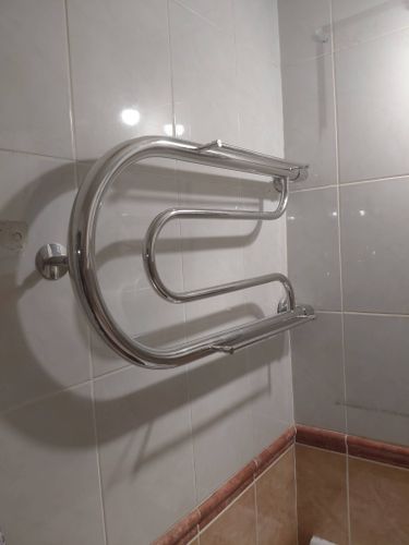 Монтаж водяного полотенцесушителя на готовую подводку (без подгонки)