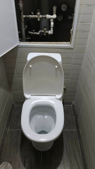 Установка напольного унитаза