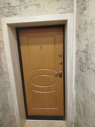 Установка доборов по периметру для входных дверей со сращиванием