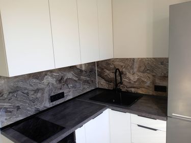 Установка столешницы ДСП Монтаж/демонтаж розетки/выключателя Выпил одного отверстия/углубления/присадка под петлю в материалах ДСП/Массив