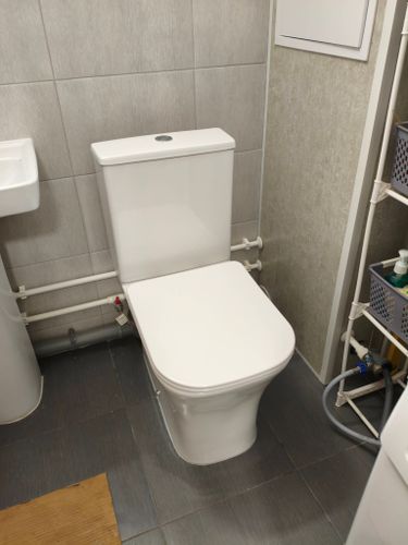 Установка напольного унитаза