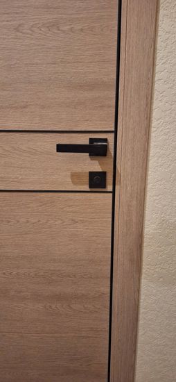 Врезка завертки/дверной ручки/магнитной ответки/цилиндра для замка