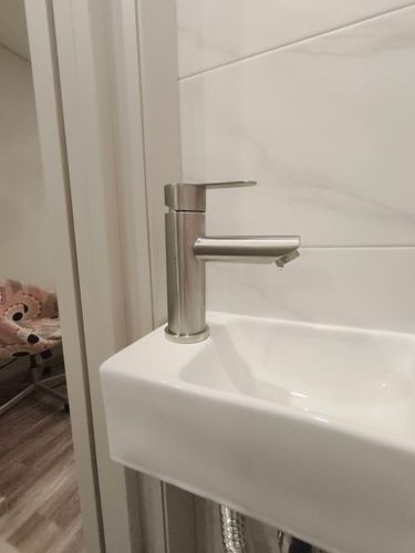 Установка смесителя (на готовые коммуникации)