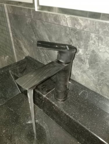 Установка подвесного унитаза (на готовую инсталляцию)