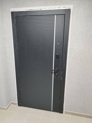 Установка входной двери весом до 95 кг