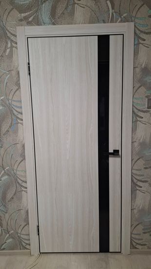 Установка межкомнатной двухстворчатой двери