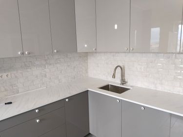 Демонтаж столешницы из искусственного камня без сохранения Демонтаж ящика кухонного гарнитура без сохранения Демонтаж мойки со смесителем с сохранением