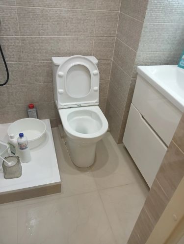 Установка напольного унитаза